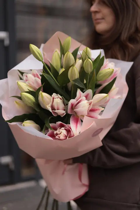 Монобукет из Лилий