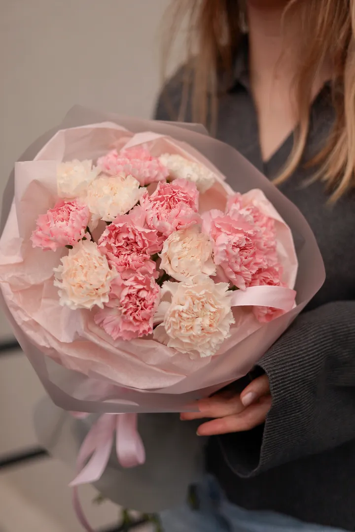 Монобукет из гвоздик