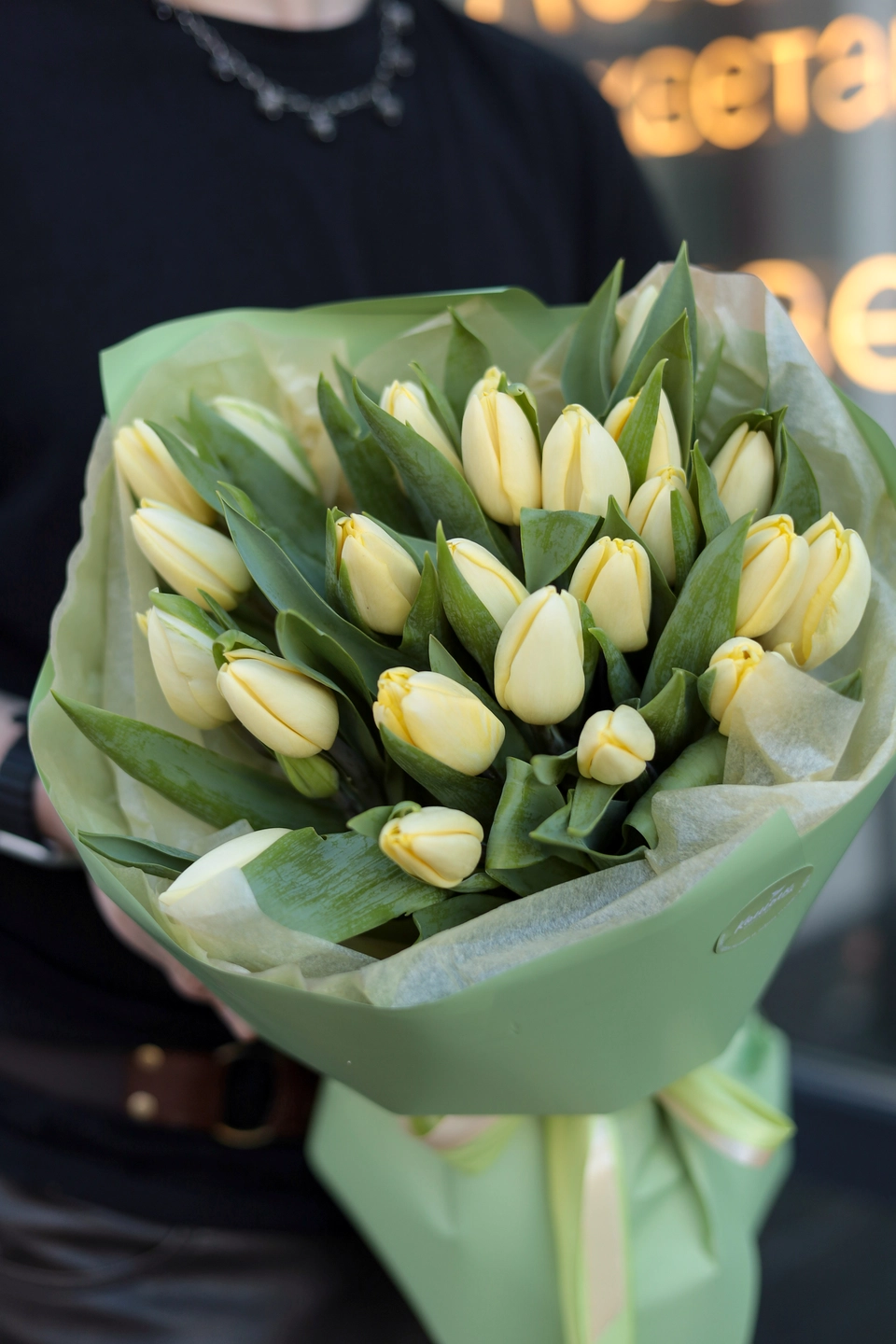 Монобукет из Нежно-желтых тюльпанов