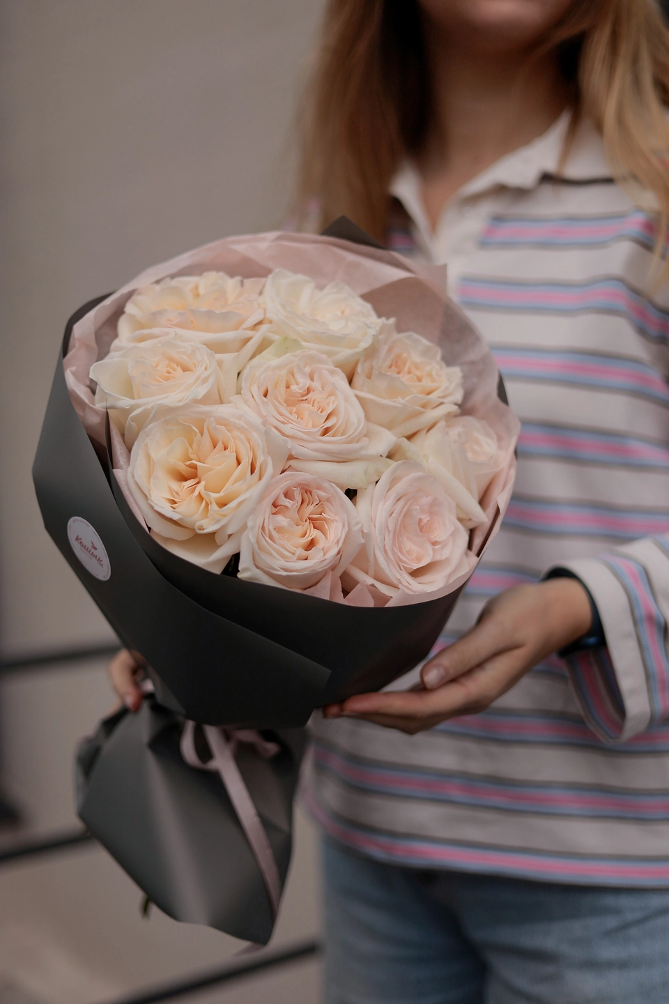 Монобукет из Роз Вайт Охара