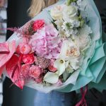 Подарочный букет цветов в нежных цветах №82