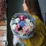 Подарочный букет цветов в нежных тонах №99